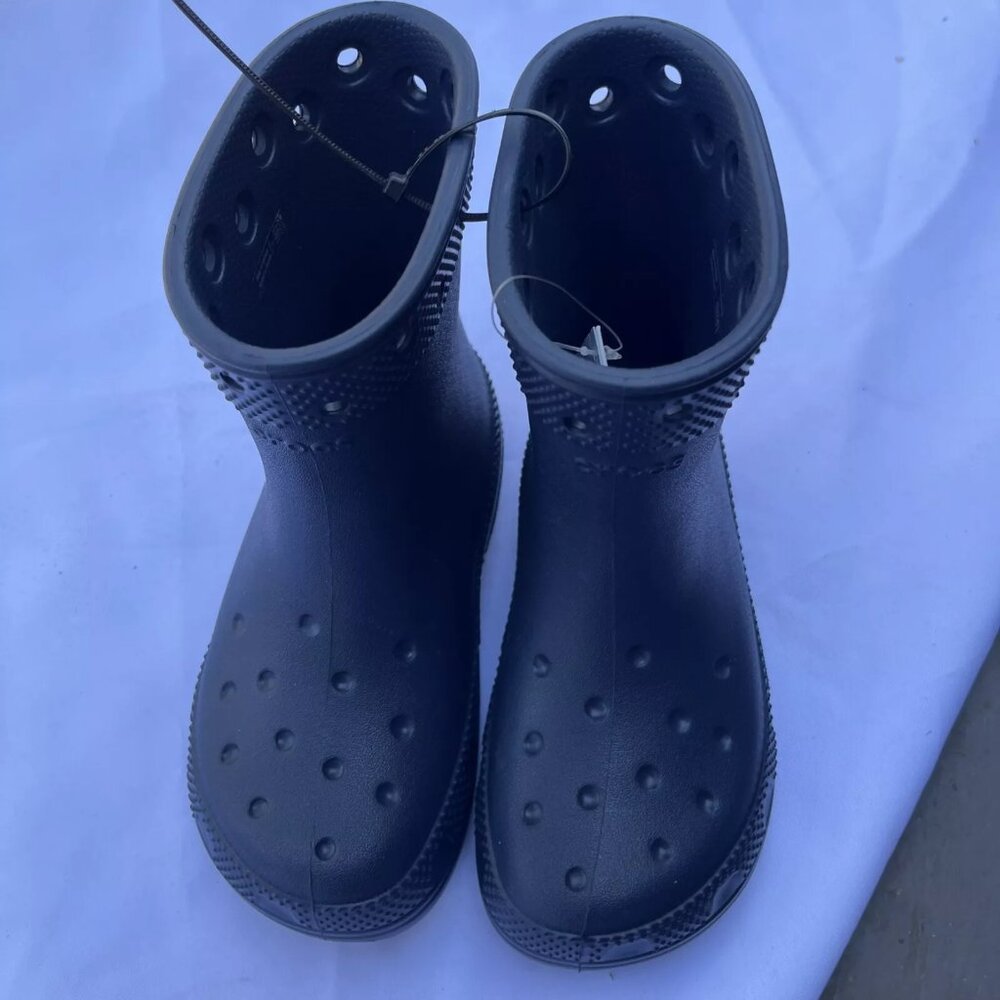 Crocs Classic Rain Boots Keep Feet Dry! Navy BOOTS NWT, YOUTH Size US 13 Croc
